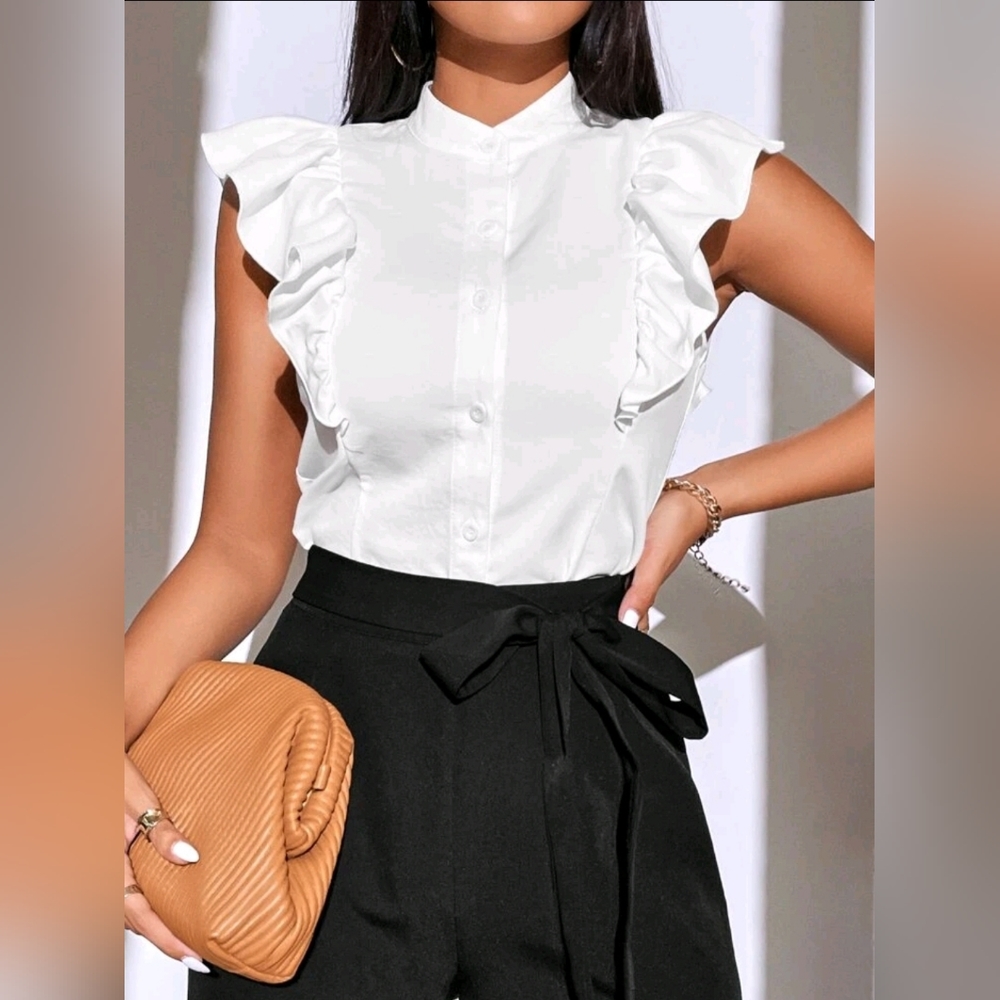 NEW SHEIN Sleeveless Ruffle Button Down Top - Medium